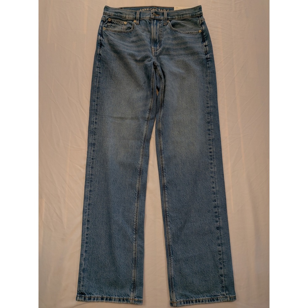 American Eagle Low-Rise Baggy Straight Jeans Size 4 X-Long Strigid Medium Wash